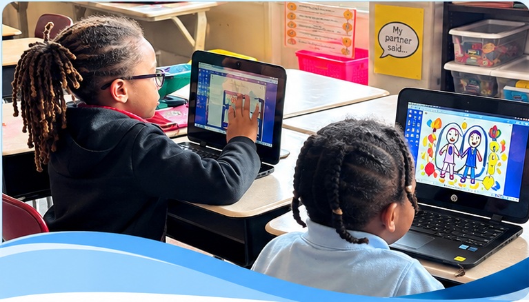 370K scholars using laptops during a classroom learning activity